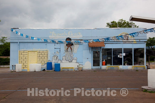Photo - Former Gas Station Becomes Funky car wash, Sheffield, Alabama- Fine Art Photo Reporduction
