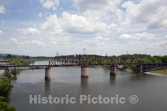 Gadsden, AL Photo - The Coosa River View of Gadsden, Alabama