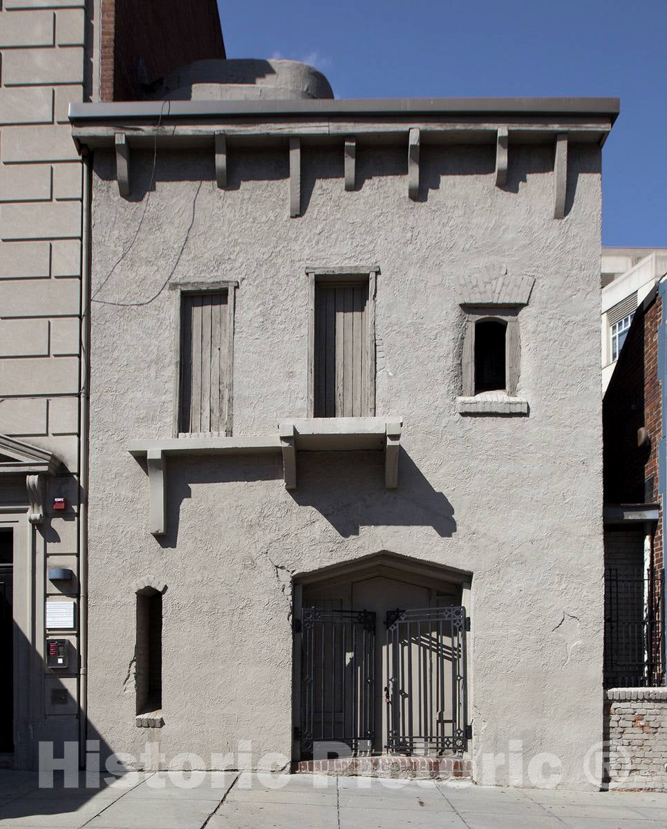 Photo - Building, S St, near the corner with Connecticut Ave, Dupont Circle area, NW, Washington, D.C.- Fine Art Photo Reporduction