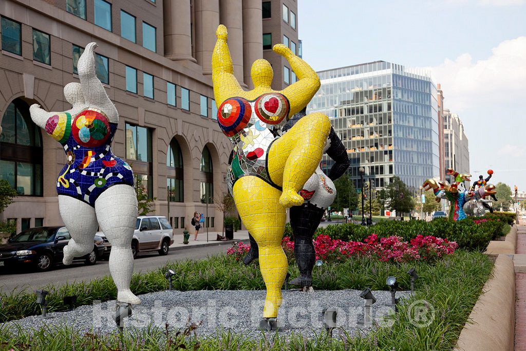 Photo - Colorful Art Statues, New York Ave, NW, in Downtown Washington, D.C.- Fine Art Photo Reporduction