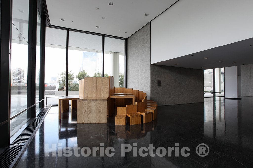 Photo - Sculpture Thronapolis at Russell Federal Building & U.S. Courthouse, Atlanta, Georgia- Fine Art Photo Reporduction