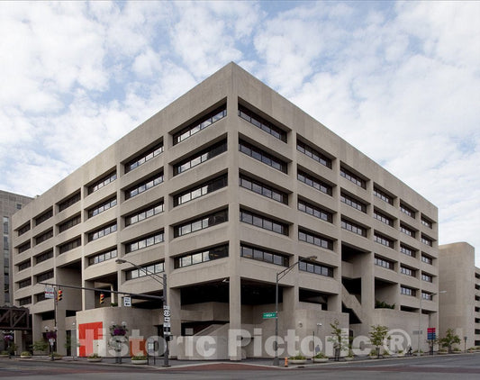 Columbus, OH Photo - Art at The Bricker Federal Building, Columbus, Ohio