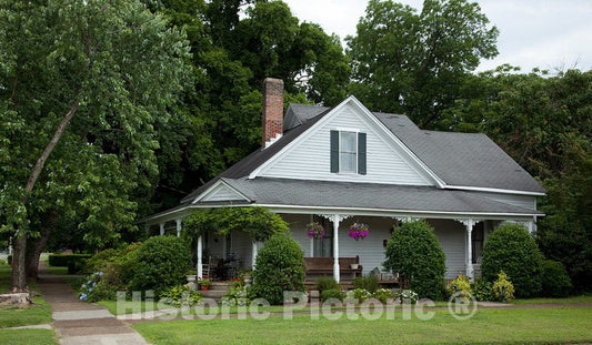 Photo - The Burton-East House, Tuscumbia, Alabama- Fine Art Photo Reporduction