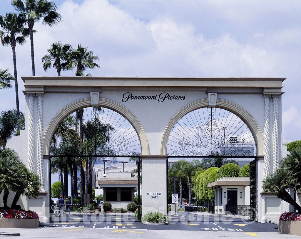 Los Angeles, CA Photo - Paramount Pictures Entrance gate, Hollywood, Los Angeles, California