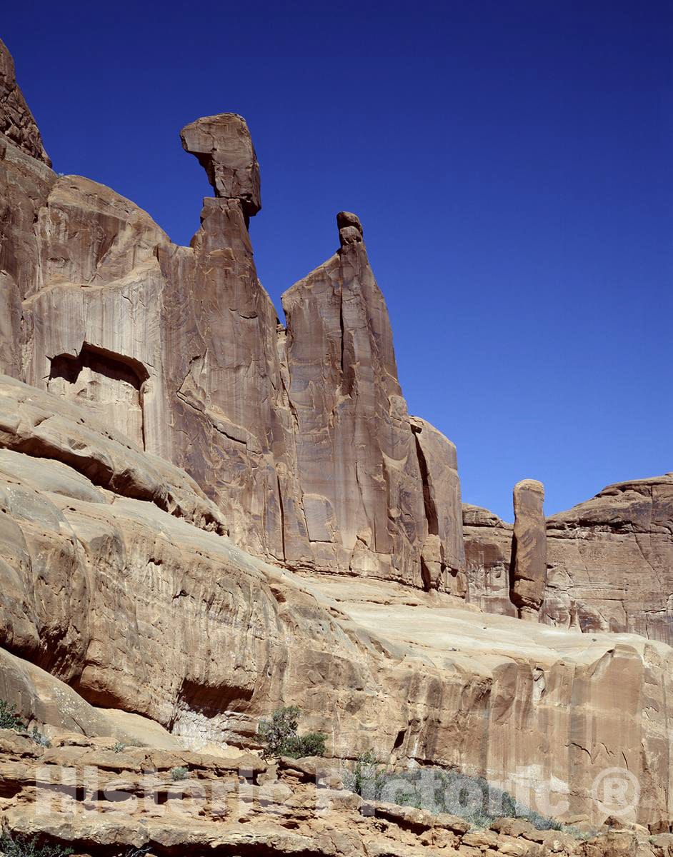 Photo - Arches National Park, Moab, Utah- Fine Art Photo Reporduction