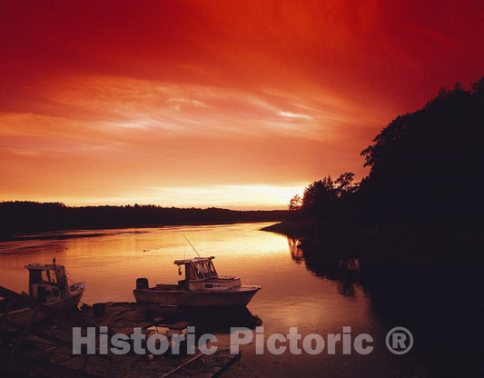 Watch Hill, RI Photo - Sunset at Watch Hill, Rhode Island