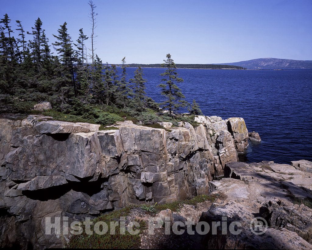 Bailey's Island, ME Photo - Rocky Coast, Maine