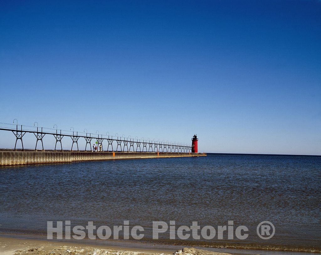South Haven, MI Photo - South Haven South Pierhead Light is a Lighthouse in Michigan
