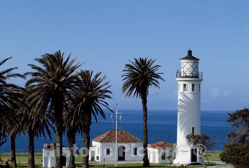 Palos Verdes, CA Photo - Lighthouse, Point Vicente, California