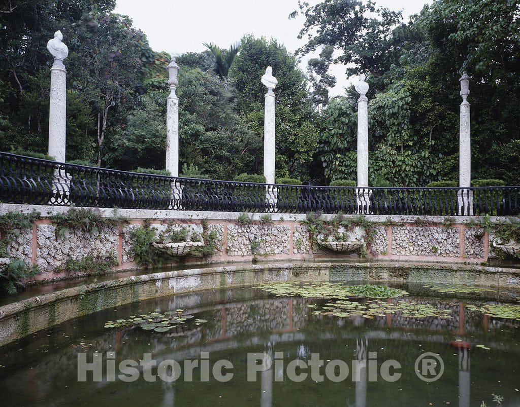 Miami, FL Photo - Vizcaya Garden, Miami, Florida