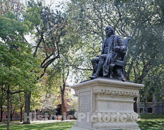 Philadelphia, PA Photo - Franklin Statue, University of Pennsylvania, Philadelphia, Pennsylvania