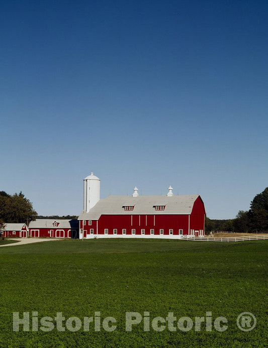 Wisconsin Photo - Farm in Rural Wisconsin