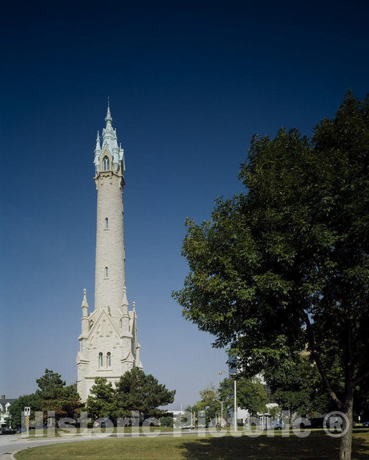 Milwaukee, WI Photo - Old North Point Water Tower, Milwaukee, Wisconsin