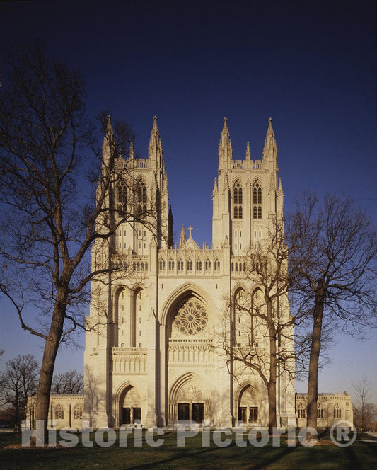 Washington, D.C. Photo - National Cathedral, Washington, D.C.
