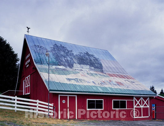 Photo - Painted barn near Port Orchard, Washington- Fine Art Photo Reporduction