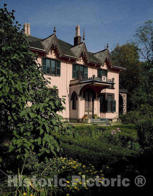 Photo - Roseland Cottage & Ice House in Woodstock, Connecticut- Fine Art Photo Reporduction