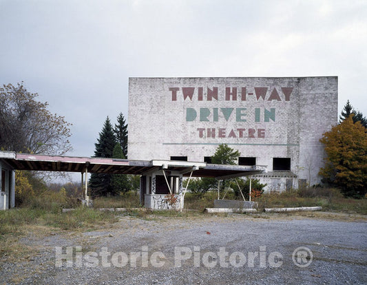 McKees Rocks, PA Photo - Twin Hi-Way Drive-in, McKees Rocks, Pennsylvania