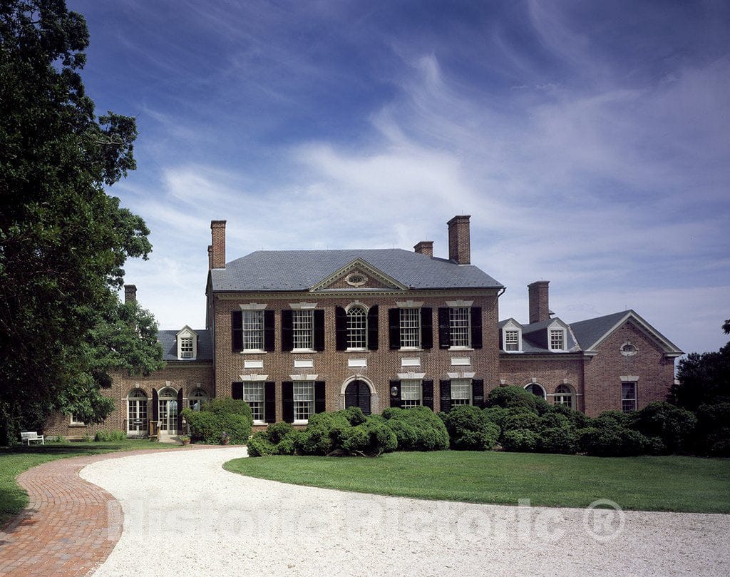 Alexandria, VA Photo - Woodlawn Plantation overlooking the Potomac River, Alexandria, Virginia