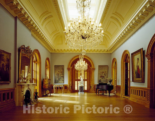 Macon, GA Photo - Lavish Ballroom at The Hay House, Once The Most Prominent Dwelling in Central Georgia