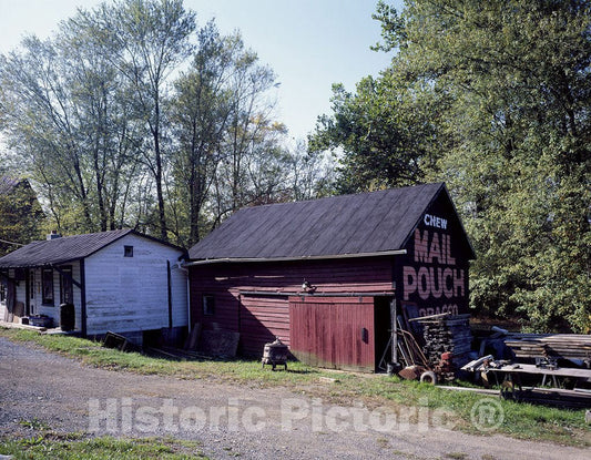 Sherman Dale, PA Photo - Barn and storage shed near Sherman Dale, Pennsylvania