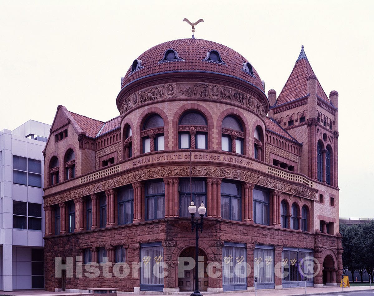 Bridgeport, CT Photo - The Barnum Museum, Bridgeport, Connecticut