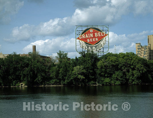 Minneapolis, MN Photo - Historic Grain Belt Beer Sign in Minneapolis, Minnesota-