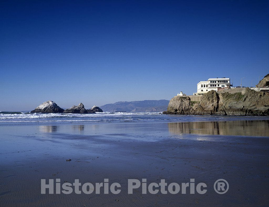 San Francisco, CA Photo - The Cliff House is a restaurant perched on the headlands on the cliffs just north of Ocean Beach on the western side of San Francisco, California