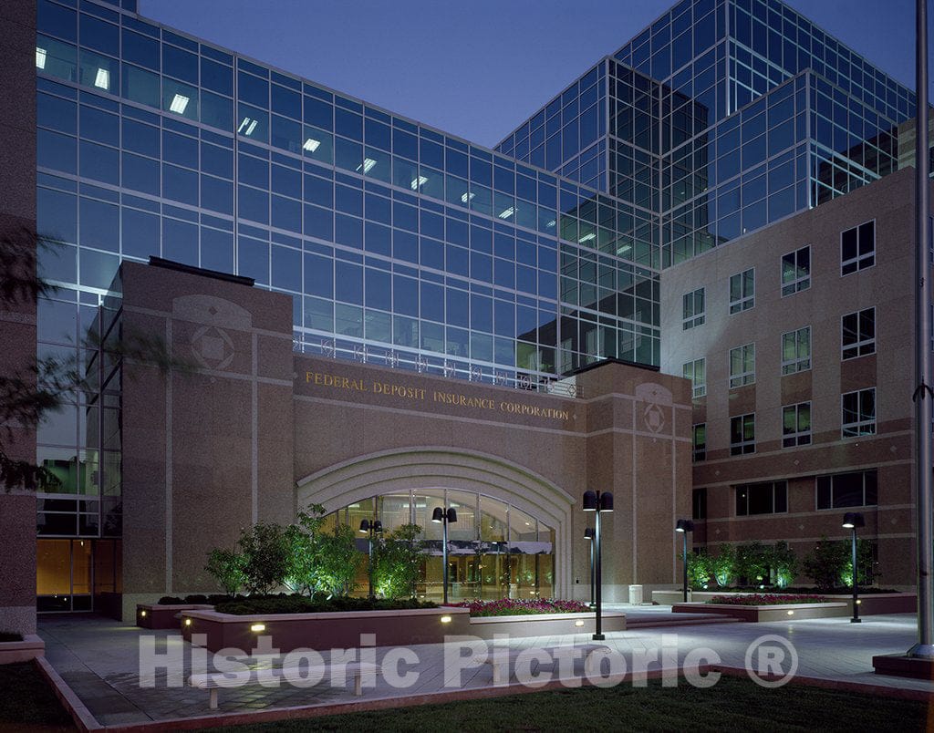 Arlington, VA Photo - Federal Deposit Insurance Corporation Offices in Arlington, Virginia