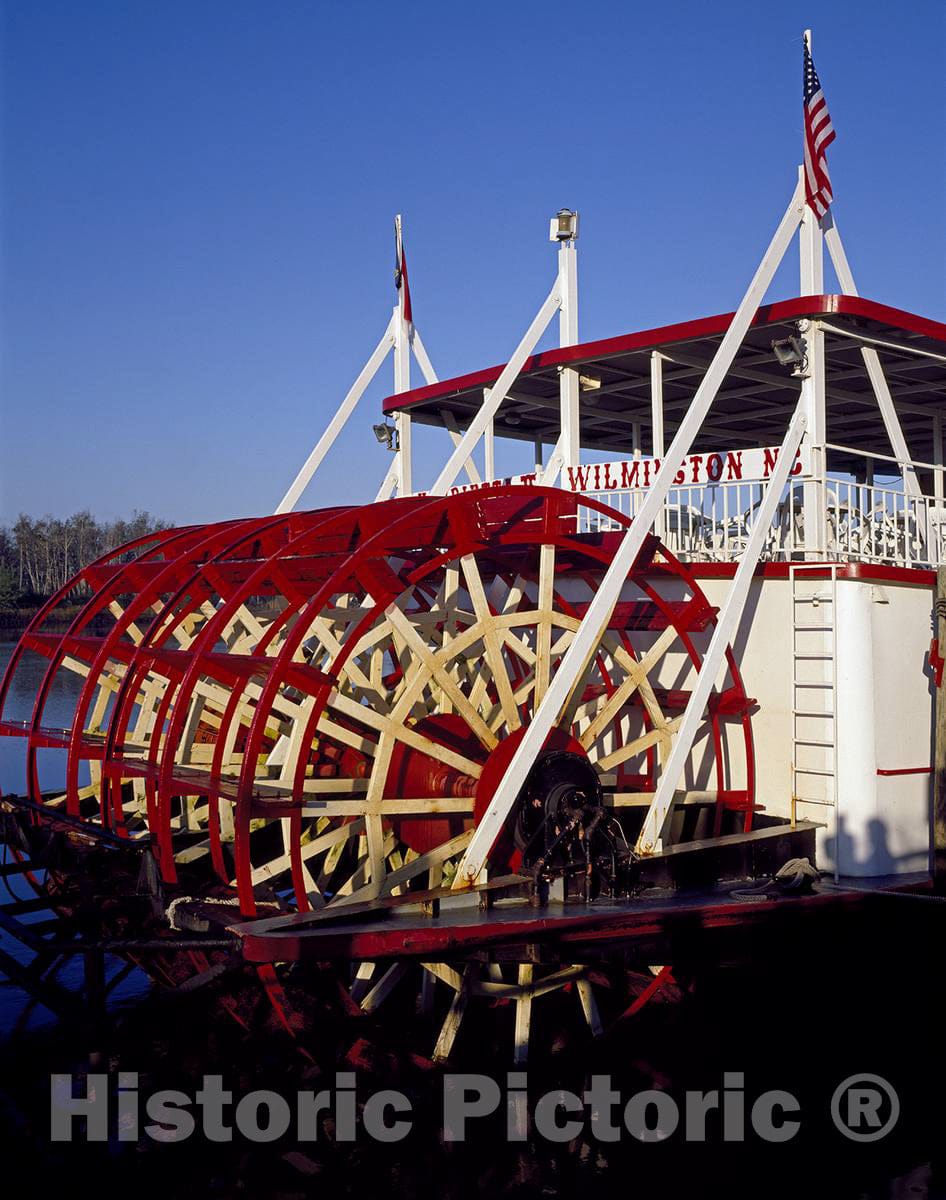 Photo - The sternwheel Paddle Boat Henrietta II on The Cape Fear River, Wilmington, North Carolina- Fine Art Photo Reporduction