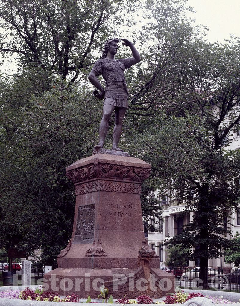 Boston, MA Photo - Statue of Leif Erickson, on The Comm Av mall at The Charlesgate entryway to Back Bay, Boston, Massachusetts