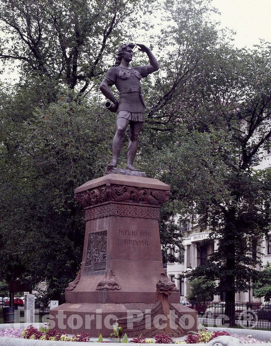 Boston, MA Photo - Statue of Leif Erickson, on The Comm Av mall at The Charlesgate entryway to Back Bay, Boston, Massachusetts