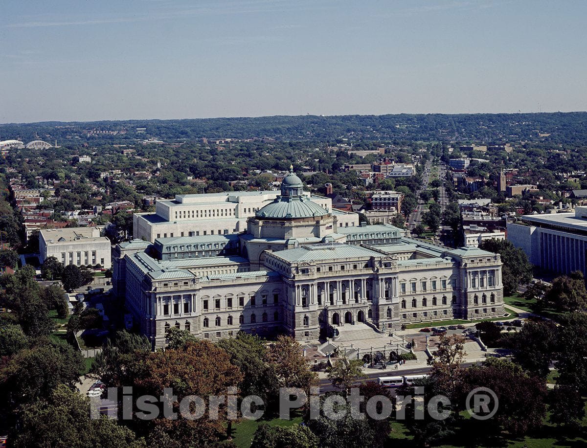 Washington, D.C. Photo - View of The Library of Congress-