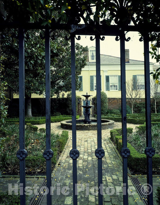 New Orleans, LA Photo - Courtyard of The Beauregard House in New Orleans, Louisiana, Once The Home of Confederate General Pierre Gustave Toutant Beauregard