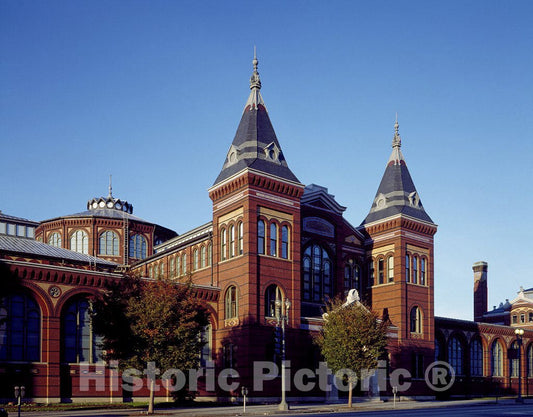 Washington, D.C. Photo - The Smithsonian Institution's Arts and Industries Building on The National Mall, Washington, D.C.