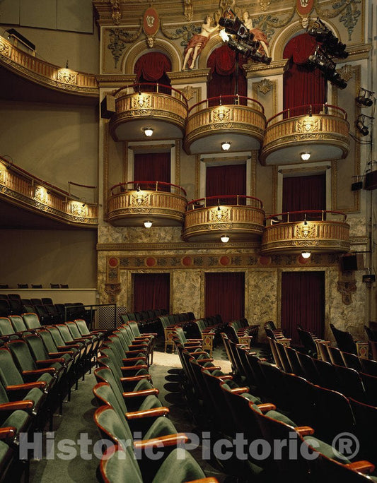 Norfolk, VA Photo - Auditorium of The 1913 Wells Theatre, Norfolk, Virginia
