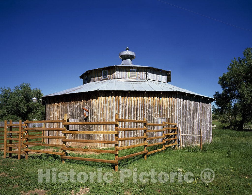Sturgis, SD Photo - Ten-Sided stockade barn, Sturgis, South Dakota