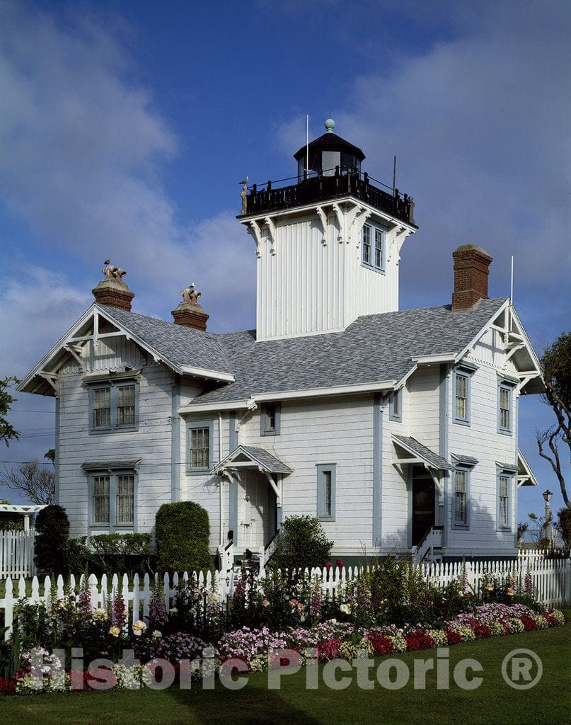 Los Angeles, CA Photo - Point Fermin Lighthouse on Los Angeles Harbor, which Became a Park superintendent's Dwelling. Los Angeles, California