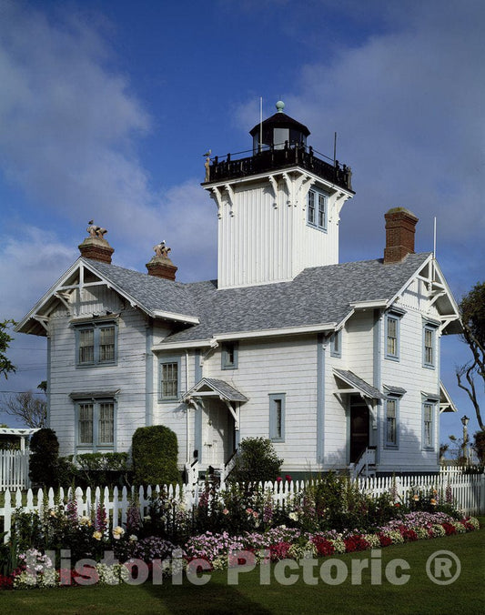 Los Angeles, CA Photo - Point Fermin Lighthouse on Los Angeles Harbor, which Became a Park superintendent's Dwelling. Los Angeles, California