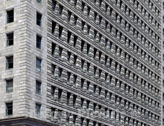 Chicago, IL Photo - Architectural details of Daniel Burnham's 1910 Peoples Gas Building, then a state-of-the-art office tower in Chicago, Illinois
