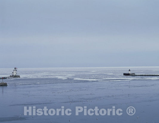 Cleveland, OH Photo - Left to Right, West and East Pierhead Lighthouses-