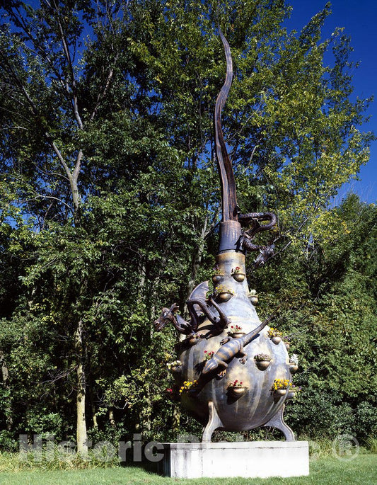 Spring Green, WI Photo - Sculpture Outside The House on The Rock, Wisconsin's Leading Tourist Attraction in Spring Green, Wisconsin