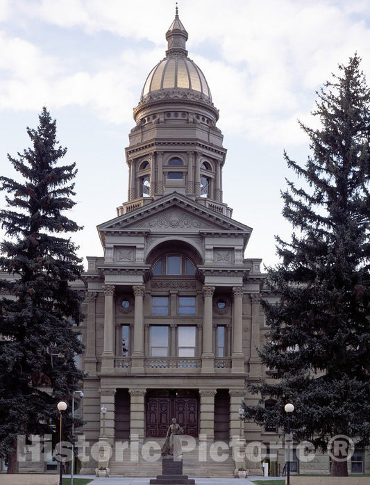 Cheyenne, WY Photo - Wyoming Capitol, Cheyenne, Wyoming