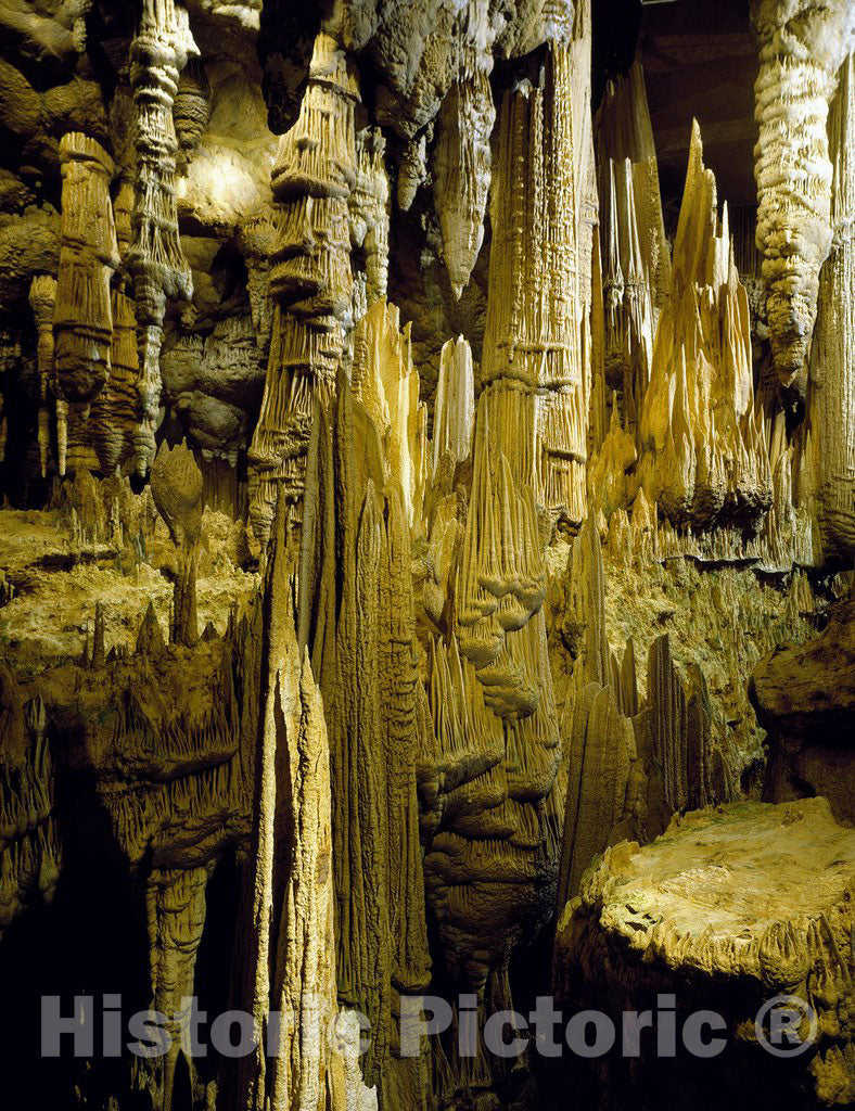Luray, VA Photo - Luray Caverns, Luray, Virginia