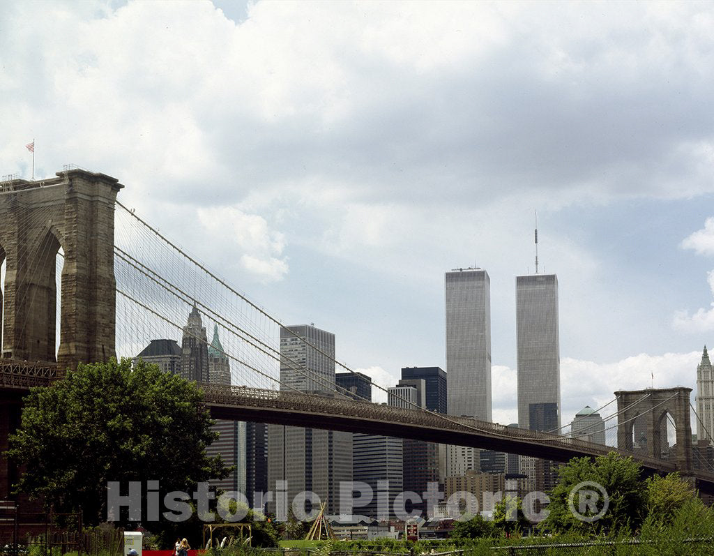 New York, NY Photo - World Trade Center with the Brooklyn Bridge in view, New York, New York