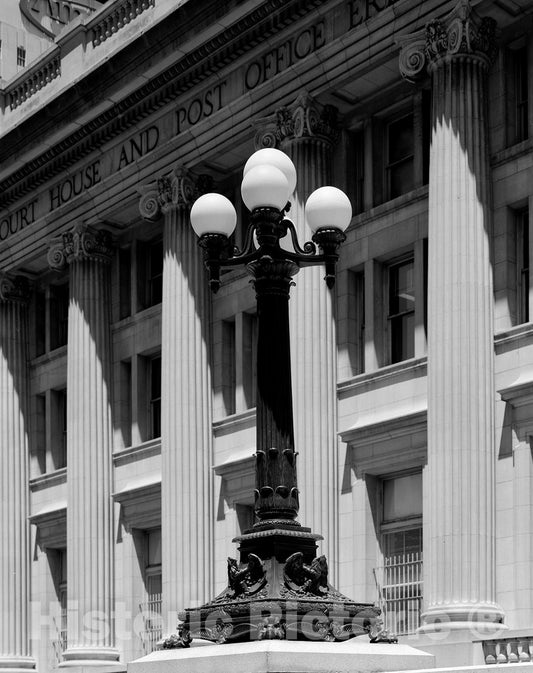 Indianapolis, in Photo - Federal Building Detail in Indianapolis, Indiana