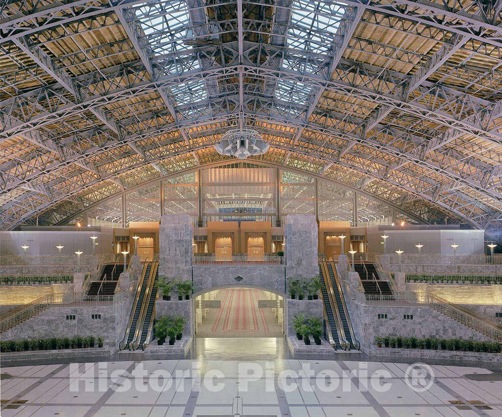 Philadelphia, PA Photo - Pennsylvania Convention Center exhibition space nearing completion in the renovated Reading Terminal and Market, Philadelphia, Pennsylvania