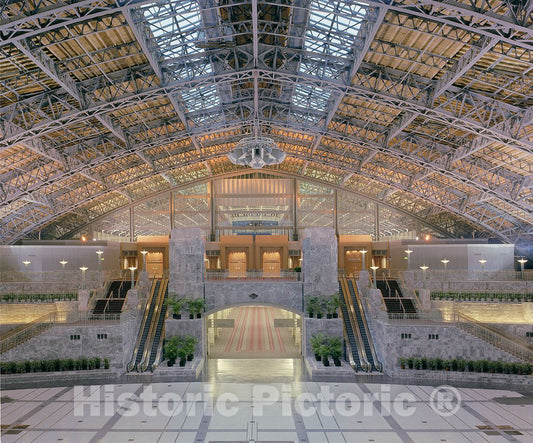 Philadelphia, PA Photo - Pennsylvania Convention Center exhibition space nearing completion in the renovated Reading Terminal and Market, Philadelphia, Pennsylvania