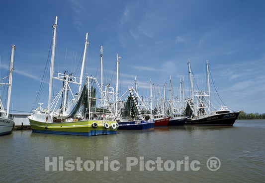 Grand Isle, LA Photo - Louisiana Shrimp Boats, Grand Isle, Louisiana