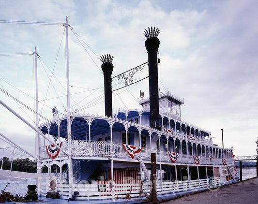 La Crosse, WI Photo - The Julia Belle Swain, one of Few steamboats Still Operating on The Upper Mississippi, Cruises from La Crosse, Wisconsin