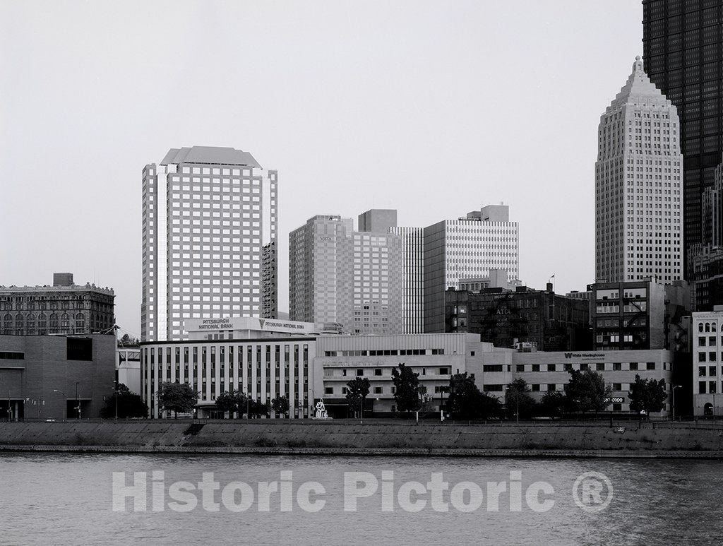 Pittsburgh, PA Photo - Skyline View of Pittsburgh, Pennsylvania